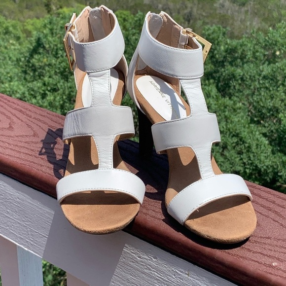 Adrienne Vittadini White Leather Sandals Heels‎ - Picture 9 of 10